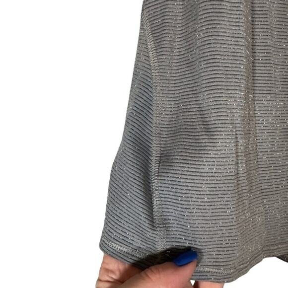 Athleta Gray Athletic Workout Running Casual Racerback Tank Top Women Sz M - Picture 4 of 7